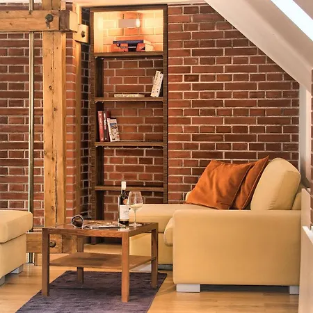 Brehova Apartment *