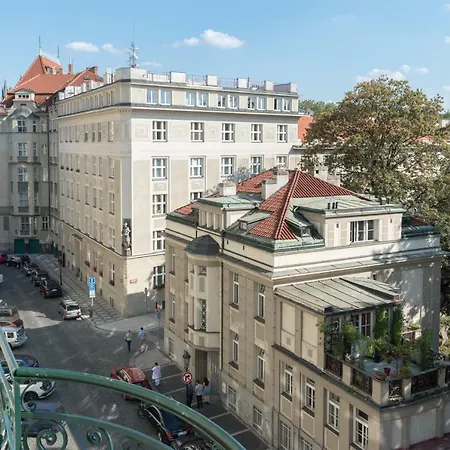 Brehova Apartment